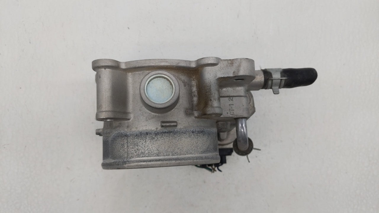 2014-2018 Kia Sorento Throttle Body P/N:5312 7S14 5310 4P18 Fits 2012 2013 2014 2015 2016 2017 2018 OEM Used Auto Parts - Oemusedautoparts1.com