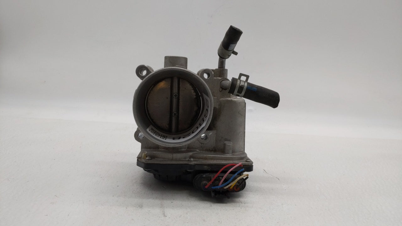 2016-2017 Hyundai Sonata Throttle Body P/N:35100-2E610 Fits 2016 2017 2018 2019 OEM Used Auto Parts - Oemusedautoparts1.com