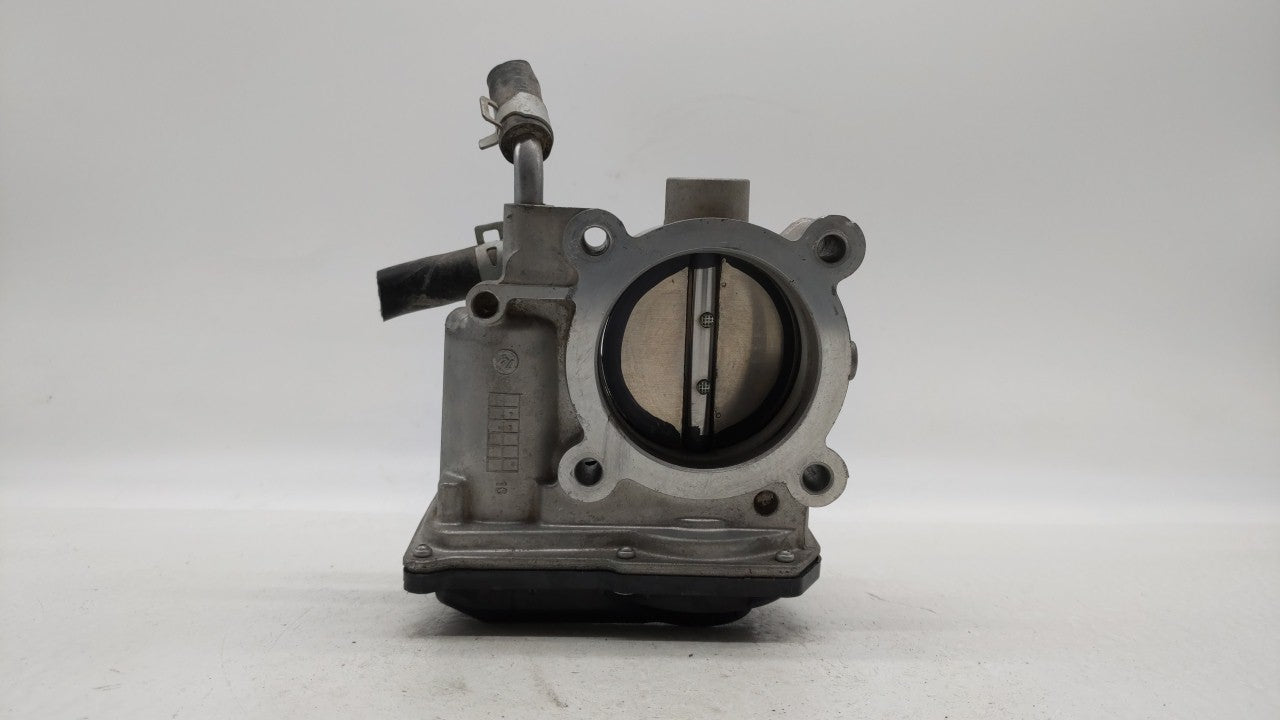 2016-2017 Hyundai Sonata Throttle Body P/N:35100-2E610 Fits 2016 2017 2018 2019 OEM Used Auto Parts - Oemusedautoparts1.com