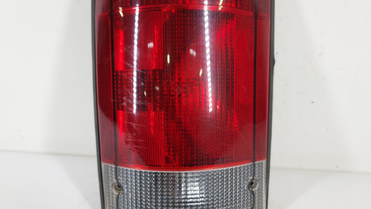2005-2014 Ford E-250 Tail Light Assembly Driver Left OEM P/N:F7UB 13441 A1 Fits 2005 2006 2007 2008 2009 2010 2011 2012 2013 2014 OEM Used Auto Parts - Oemusedautoparts1.com