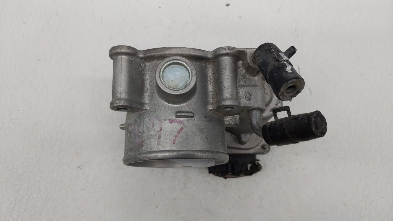 2011-2018 Hyundai Elantra Throttle Body P/N:35100-2E000 Fits 2011 2012 2013 2014 2015 2016 2017 2018 2019 OEM Used Auto Parts - Oemusedautoparts1.com