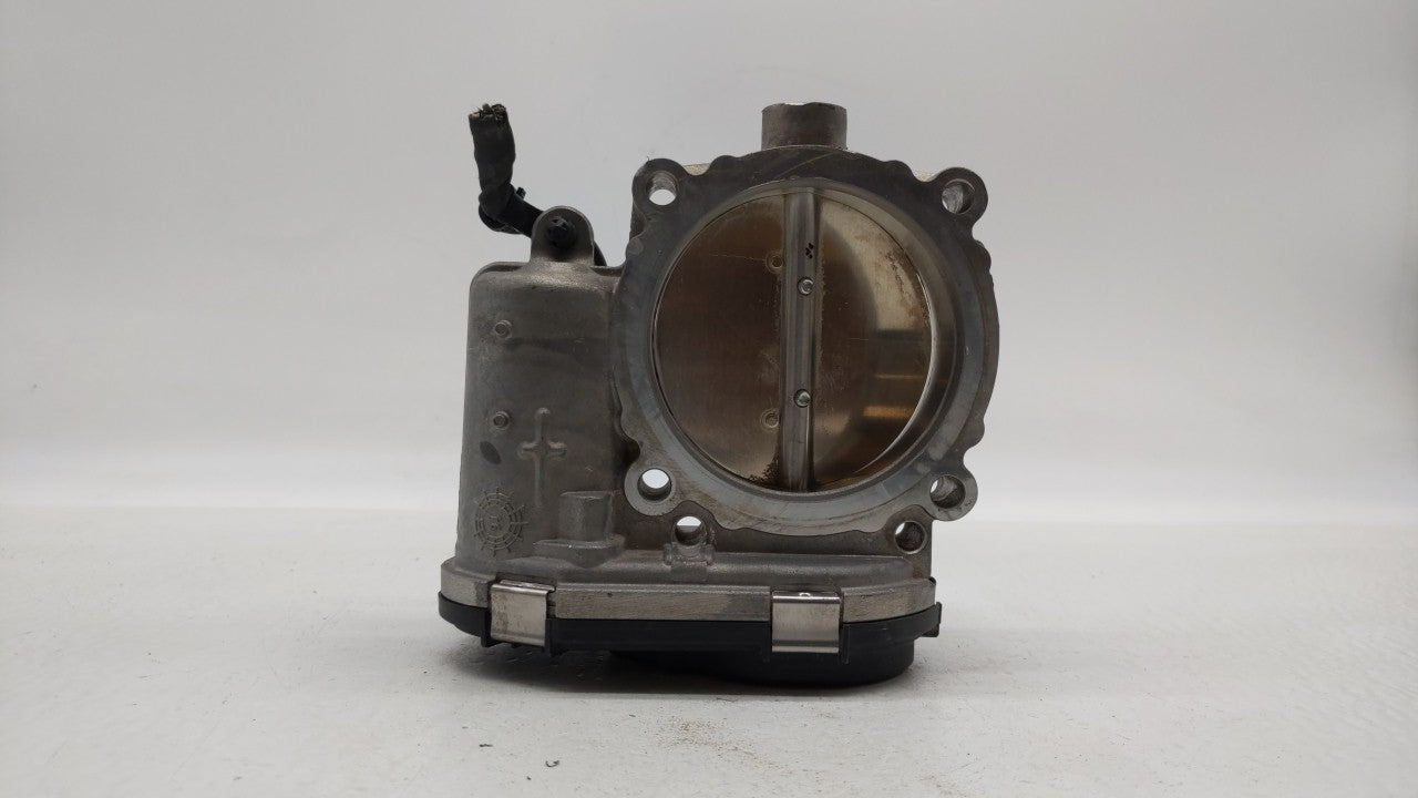 2018-2019 Jeep Wrangler Throttle Body P/N:05281804AB Fits 2018 2019 OEM Used Auto Parts - Oemusedautoparts1.com