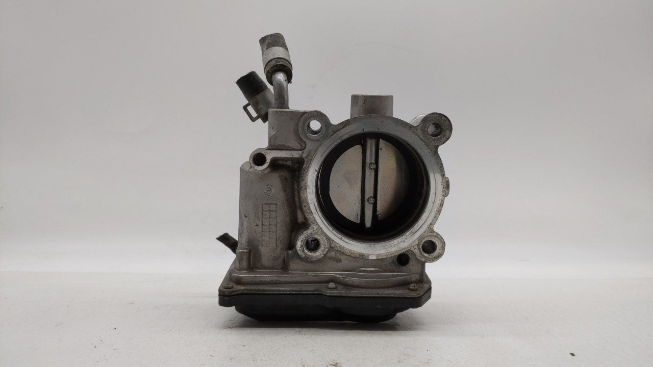 2014-2019 Kia Soul Throttle Body P/N:35100-2E000 Fits 2011 2012 2013 2014 2015 2016 2017 2018 2019 OEM Used Auto Parts - Oemusedautoparts1.com