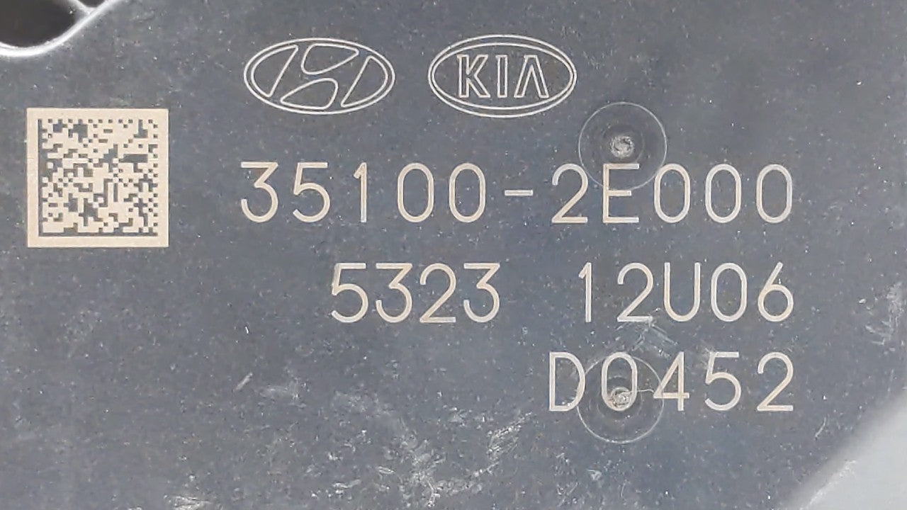 2014-2019 Kia Soul Throttle Body P/N:35100-2E000 Fits 2011 2012 2013 2014 2015 2016 2017 2018 2019 OEM Used Auto Parts - Oemusedautoparts1.com