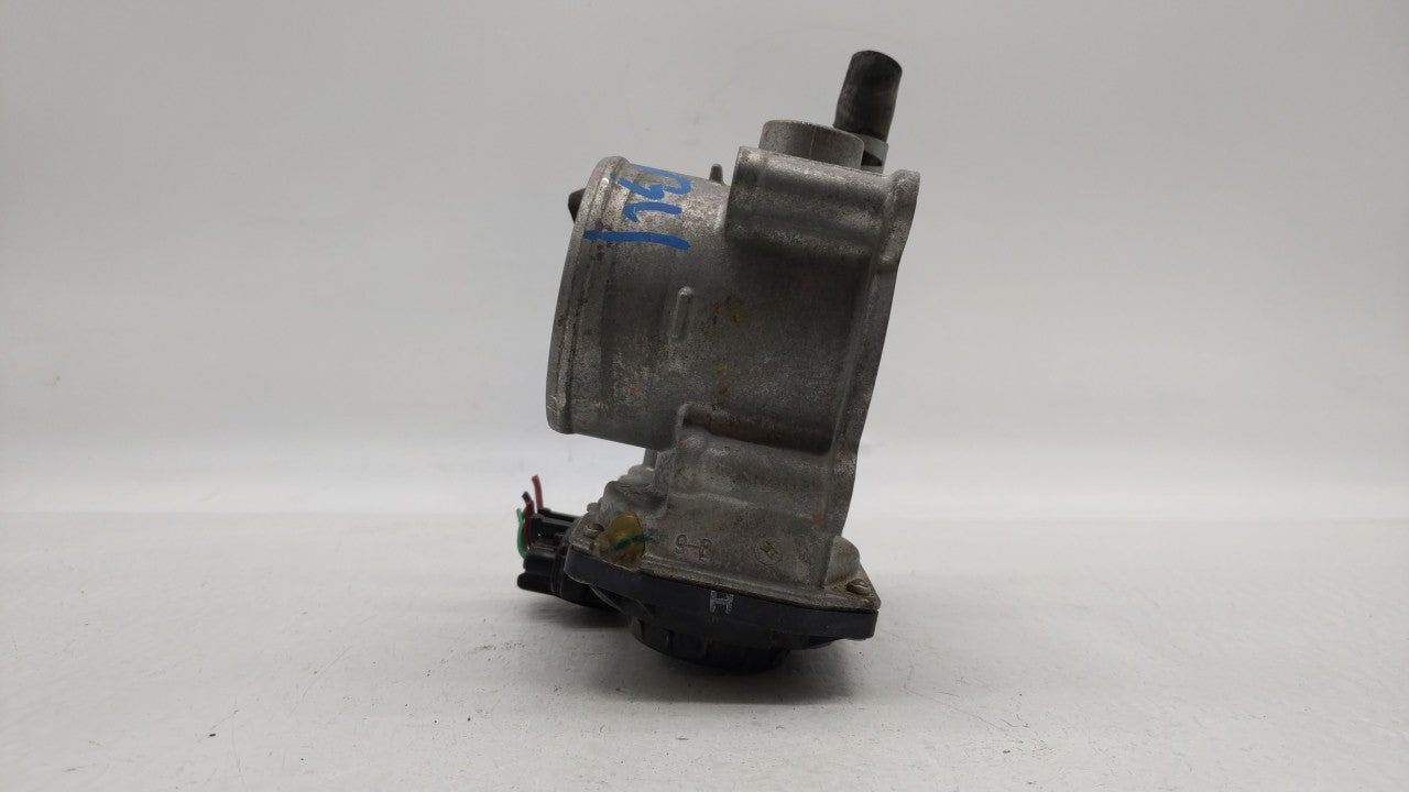 2011-2018 Toyota Corolla Throttle Body P/N:22030-0T080 Fits 2011 2012 2013 2014 2015 2016 2017 2018 OEM Used Auto Parts - Oemusedautoparts1.com