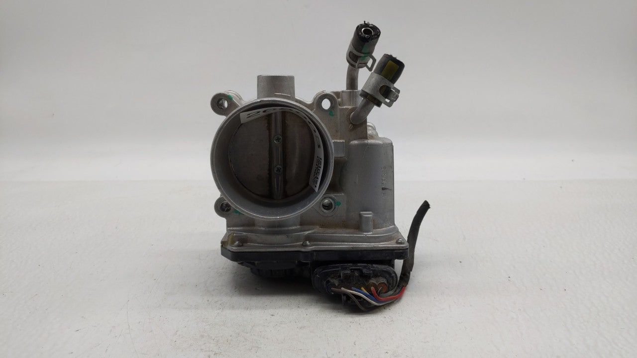 2011-2018 Hyundai Elantra Throttle Body P/N:35100-2E000 Fits 2011 2012 2013 2014 2015 2016 2017 2018 2019 OEM Used Auto Parts - Oemusedautoparts1.com