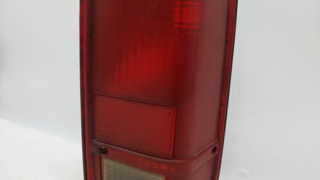 1988 Ford Ranger Tail Light Assembly Passenger Right OEM Fits OEM Used Auto Parts - Oemusedautoparts1.com