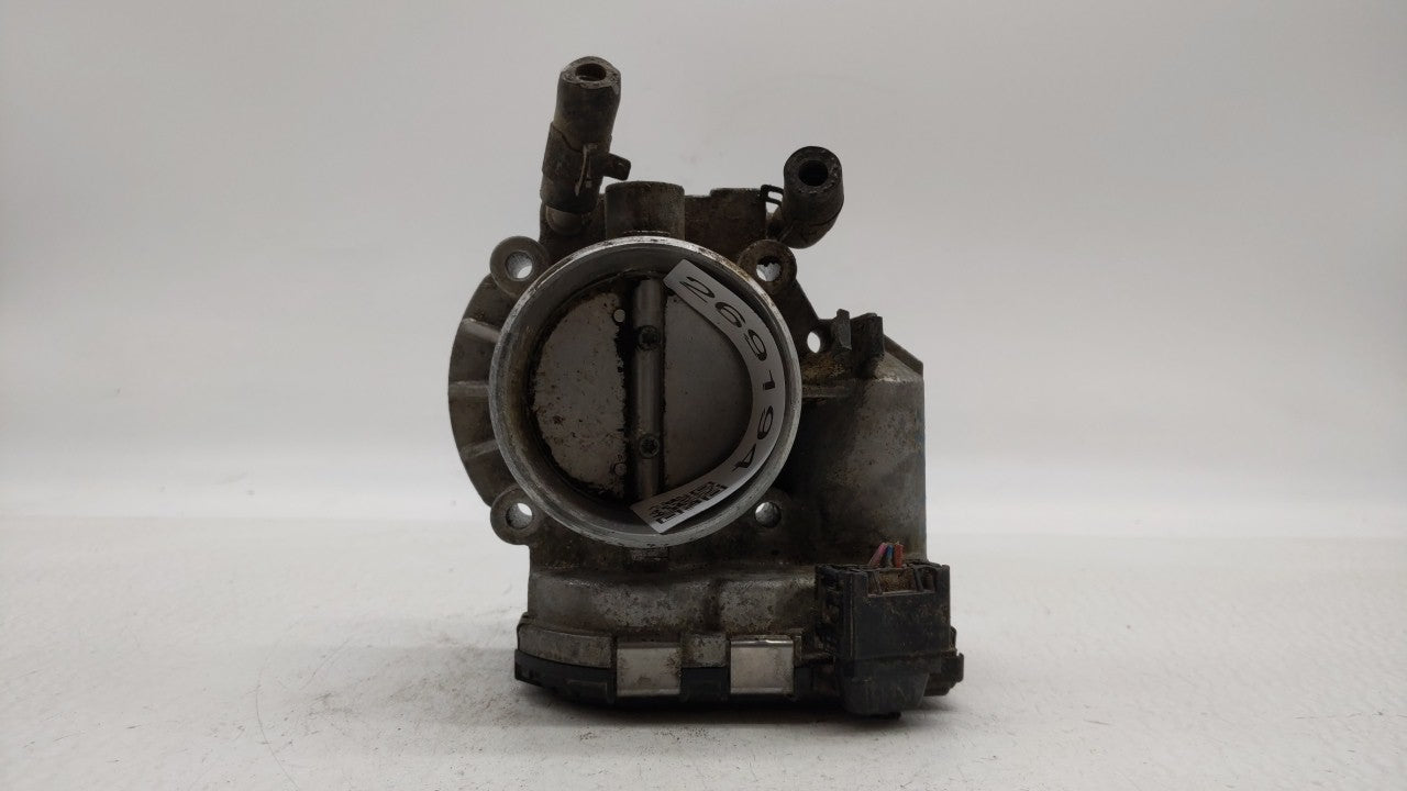 2010-2013 Hyundai Tucson Throttle Body P/N:35100-25400 35100-25200 Fits 2006 2007 2008 2009 2010 2011 2012 2013 OEM Used Auto Parts - Oemusedautoparts1.com