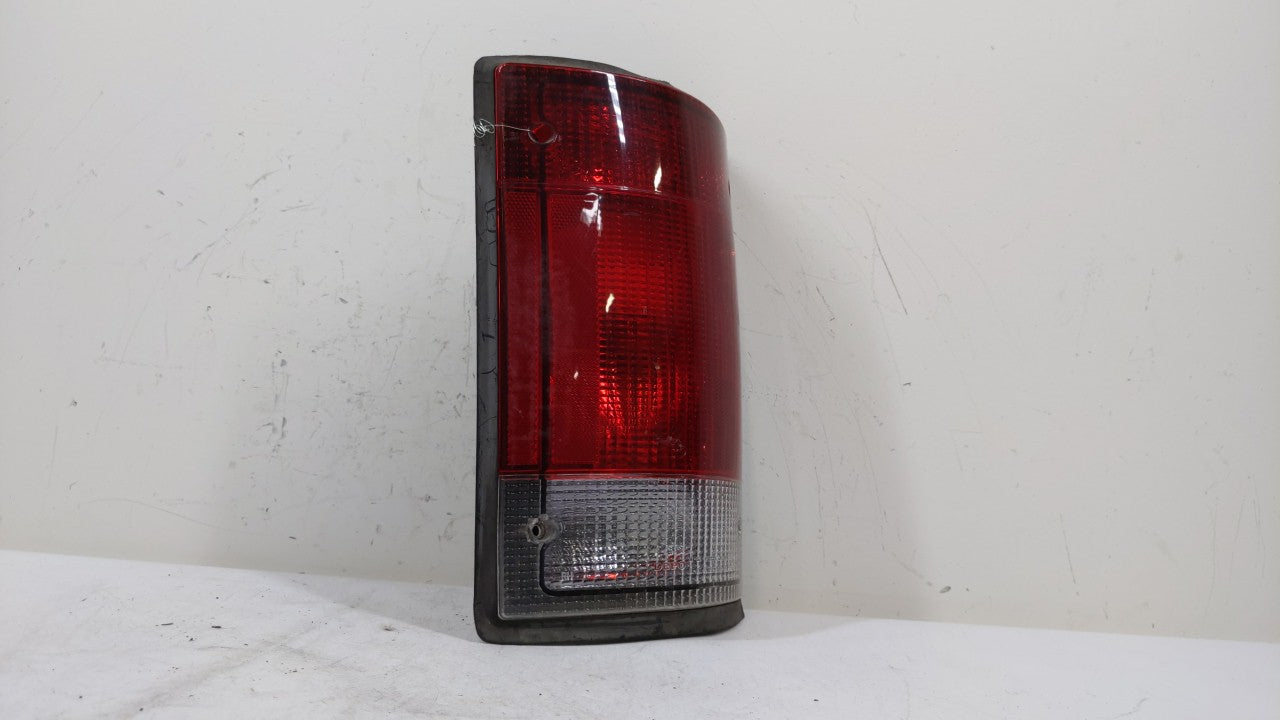 1999-2019 Ford F-350 Super Duty Tail Light Assembly Passenger Right OEM Fits OEM Used Auto Parts - Oemusedautoparts1.com