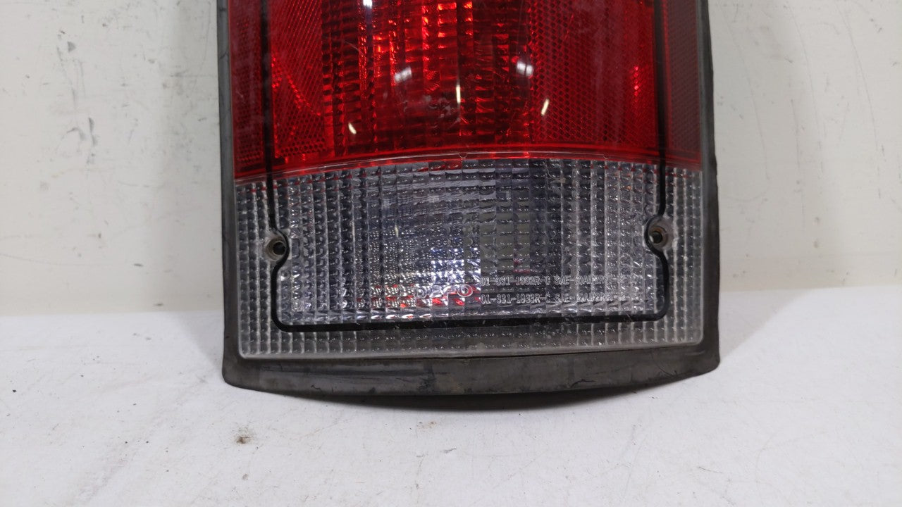 1999-2019 Ford F-350 Super Duty Tail Light Assembly Passenger Right OEM Fits OEM Used Auto Parts - Oemusedautoparts1.com