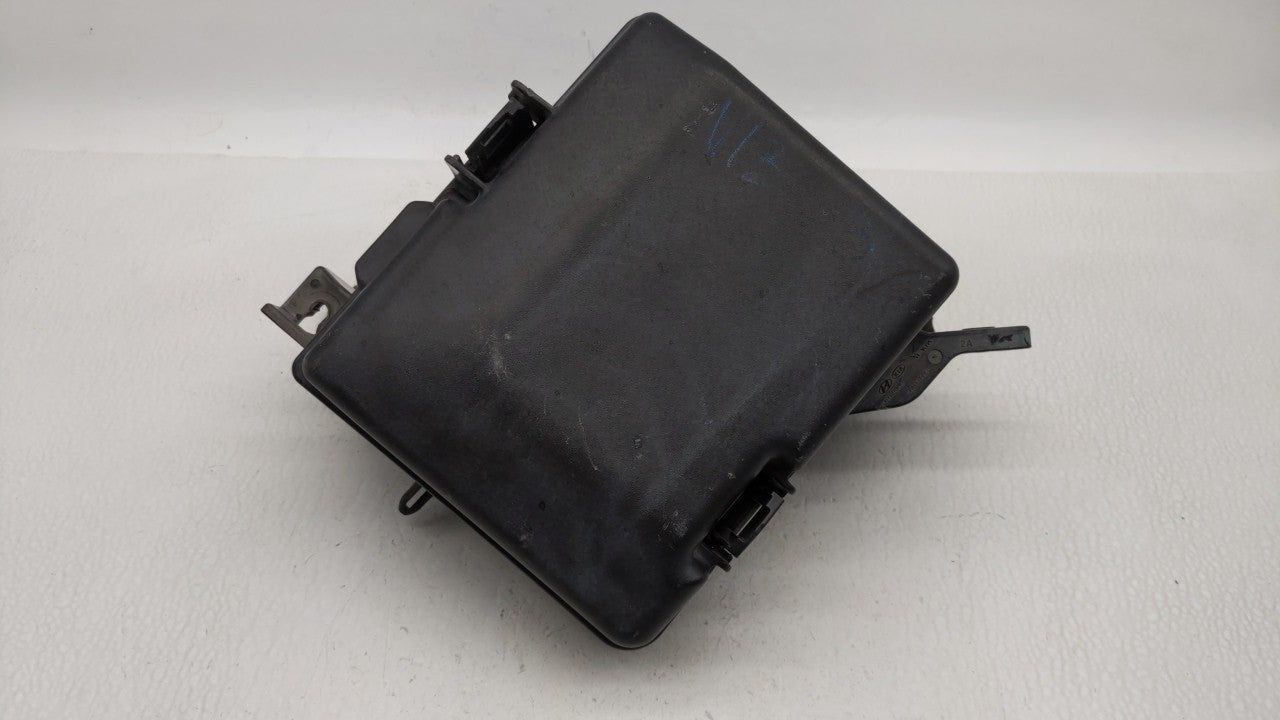 2015 Hyundai Sonata Fusebox Fuse Box Panel Relay Module P/N:91200C2040 6423-0102-7-000 Fits OEM Used Auto Parts - Oemusedautoparts1.com