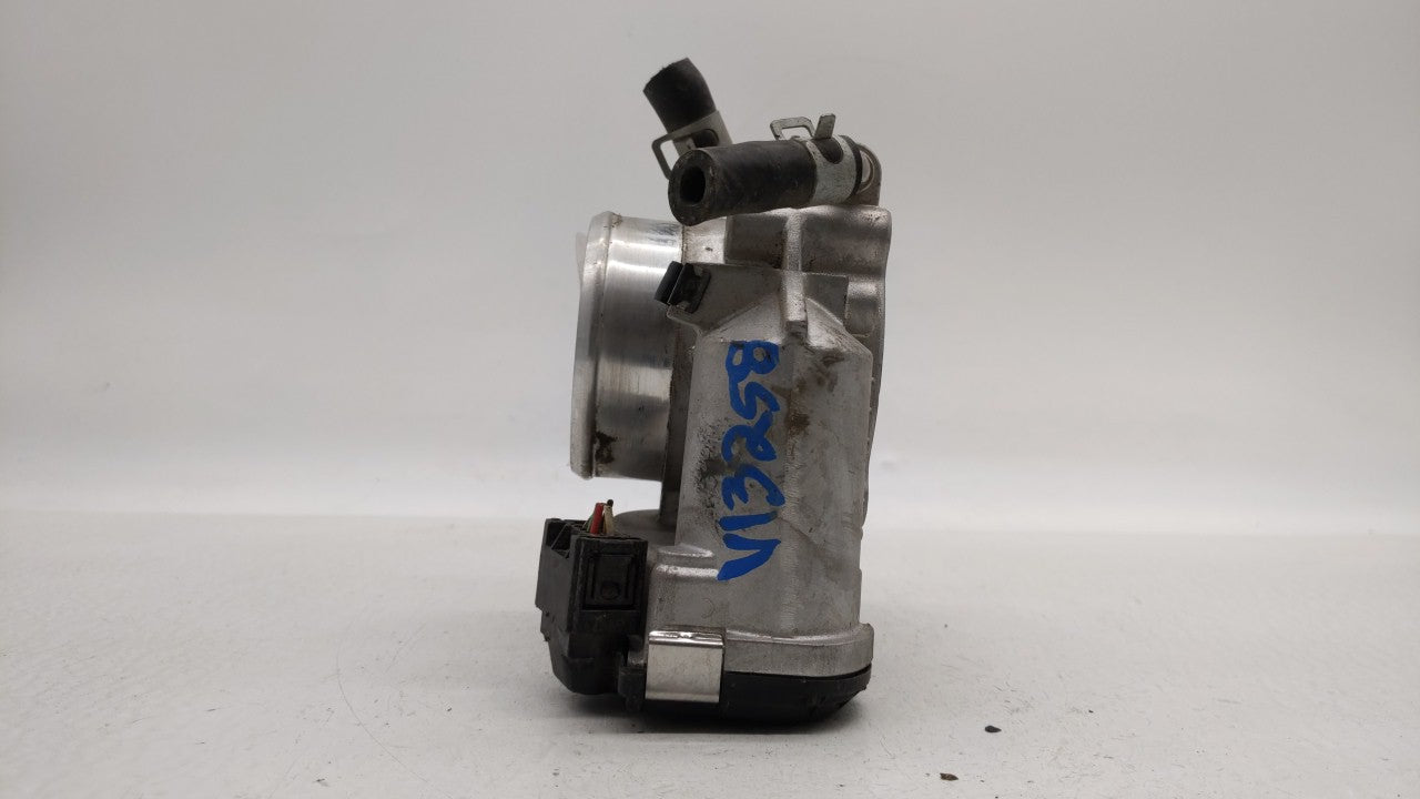 2011-2015 Hyundai Sonata Throttle Body P/N:35100-2G800 Fits 2011 2012 2013 2014 2015 2016 OEM Used Auto Parts - Oemusedautoparts1.com