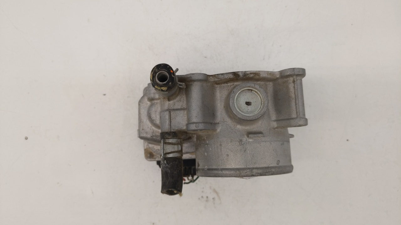 2013-2019 Nissan Sentra Throttle Body P/N:3RA60-01 C 3RA60-01 E Fits 2013 2014 2015 2016 2017 2018 2019 OEM Used Auto Parts - Oemusedautoparts1.com