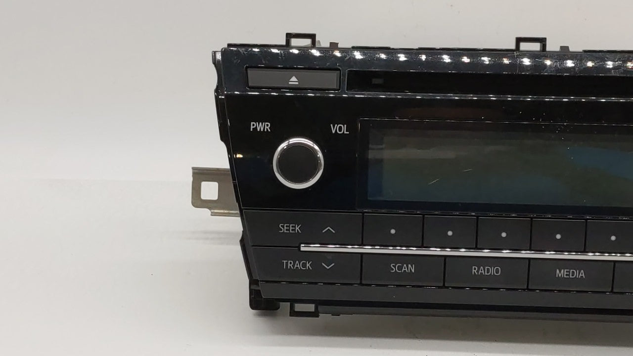 2015 Toyota Corolla Radio AM FM Cd Player Receiver Replacement P/N:86120-02F60 86140-02050 Fits 2014 2016 OEM Used Auto Parts - Oemusedautoparts1.com