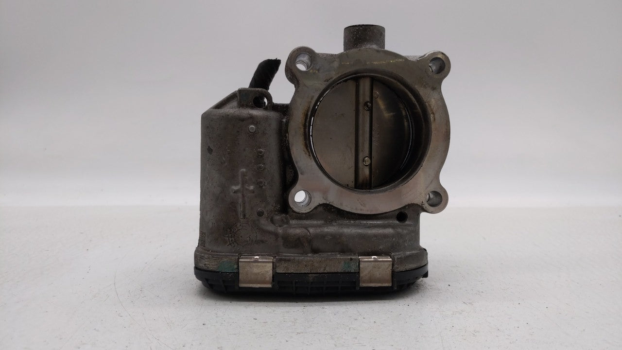 2014-2018 Ford Focus Throttle Body P/N:DS7E-9F991-BB Fits 2014 2015 2016 2017 2018 2019 OEM Used Auto Parts - Oemusedautoparts1.com