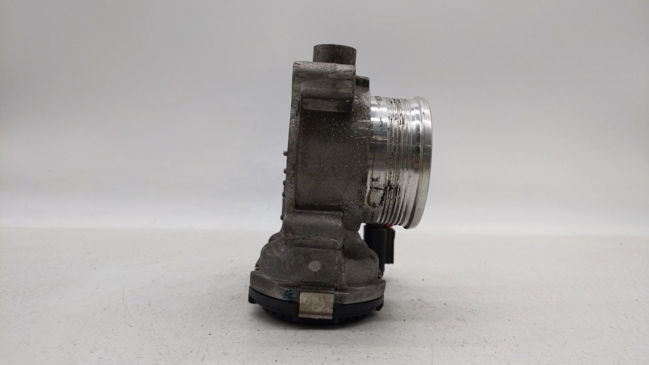 2014-2018 Ford Focus Throttle Body P/N:DS7E-9F991-BB Fits 2014 2015 2016 2017 2018 2019 OEM Used Auto Parts - Oemusedautoparts1.com