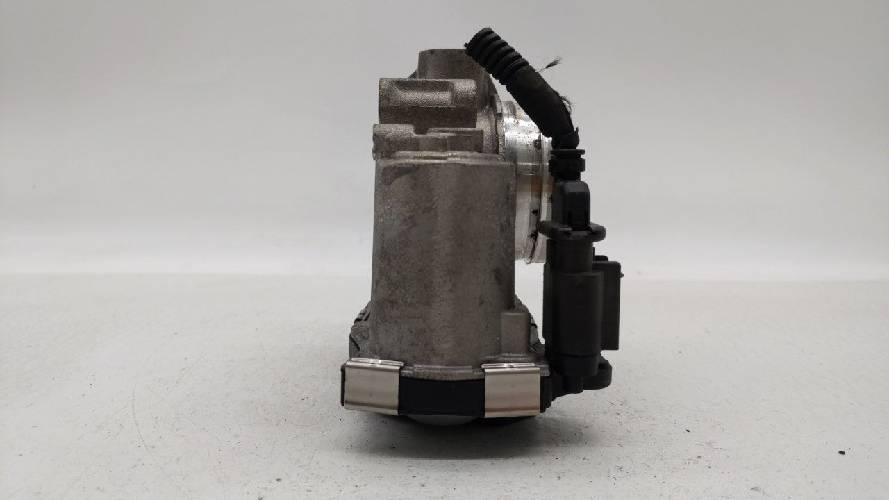 2018-2019 Chevrolet Equinox Throttle Body P/N:12659491BA 12671379AA Fits 2016 2017 2018 2019 OEM Used Auto Parts - Oemusedautoparts1.com