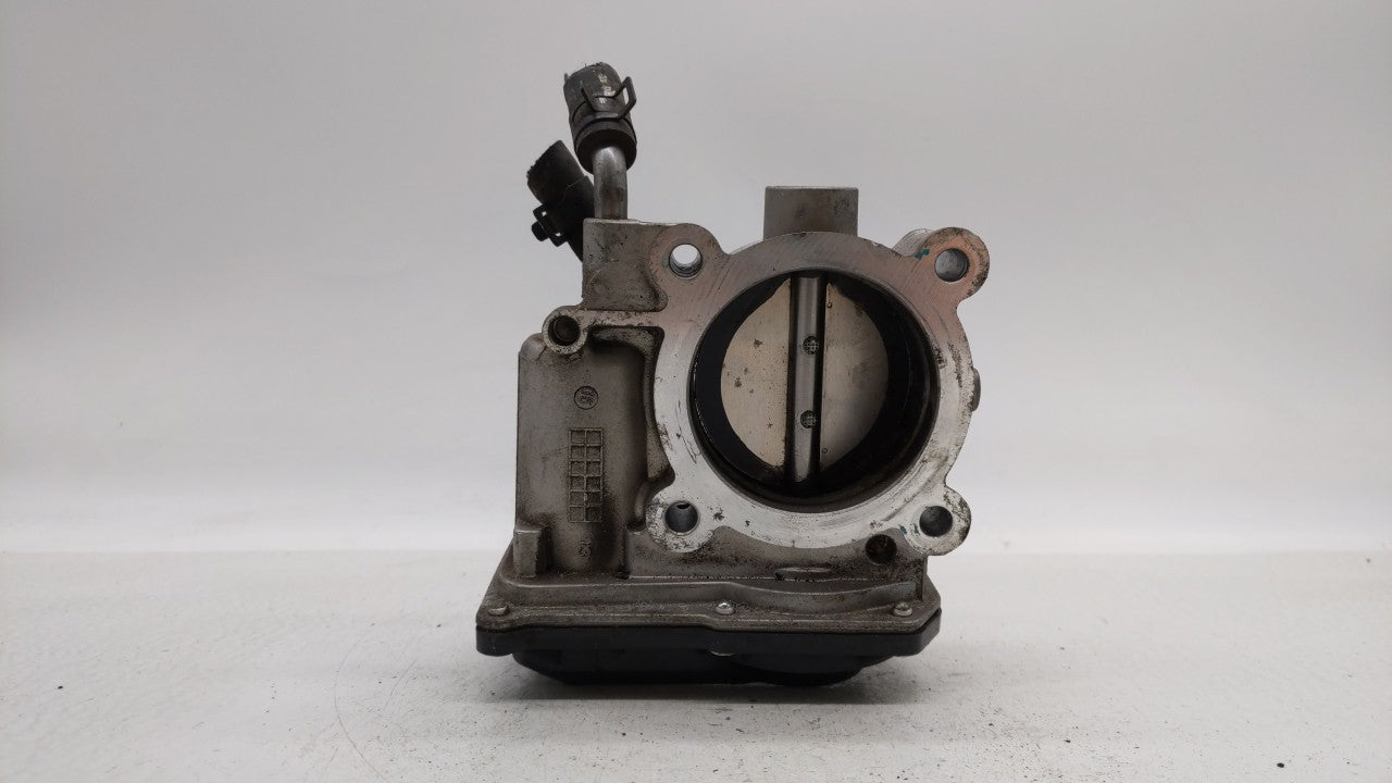 2011-2018 Hyundai Elantra Throttle Body P/N:35100-2E000 Fits 2011 2012 2013 2014 2015 2016 2017 2018 2019 OEM Used Auto Parts - Oemusedautoparts1.com