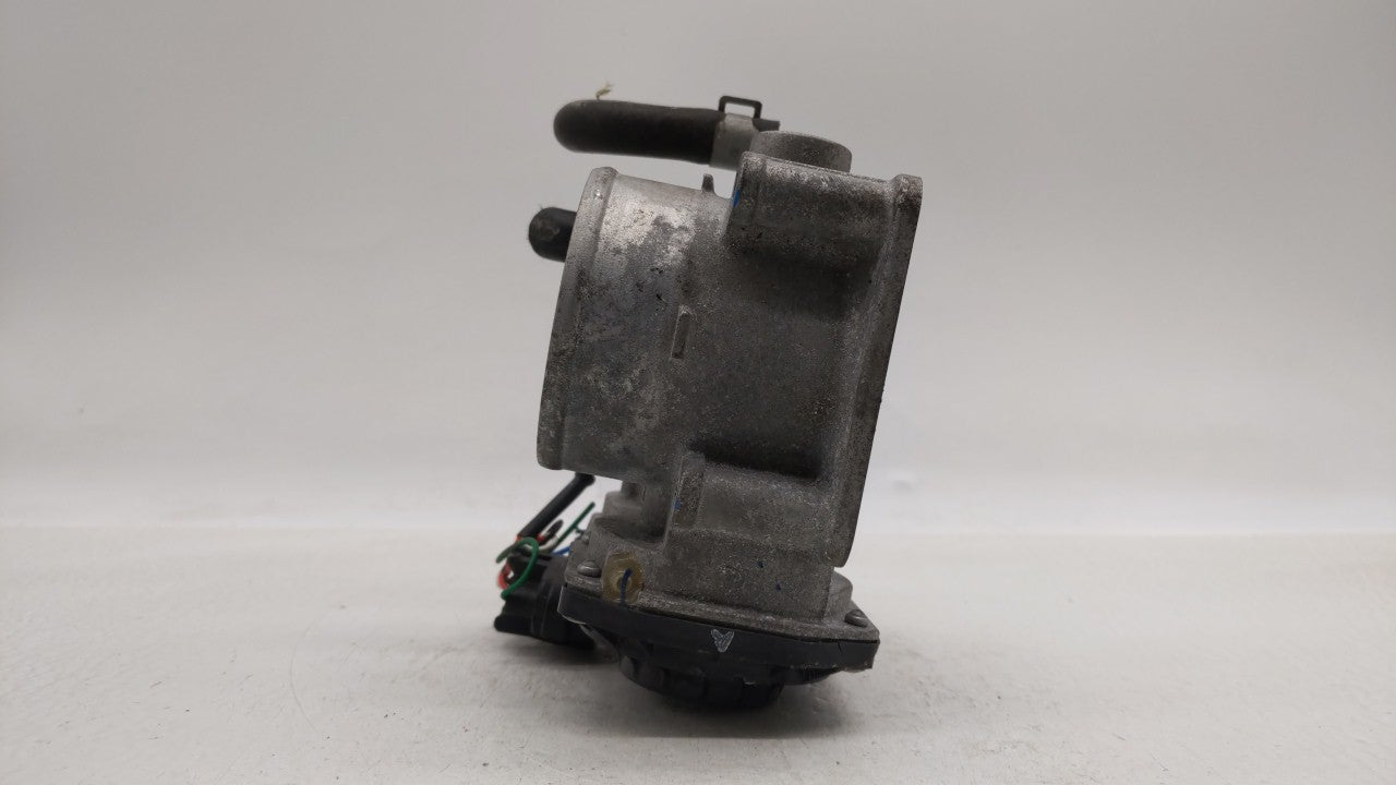 2014-2019 Nissan Rogue Throttle Body P/N:3TA60-01 C 3TA60-01 B Fits 2013 2014 2015 2016 2017 2018 2019 OEM Used Auto Parts - Oemusedautoparts1.com