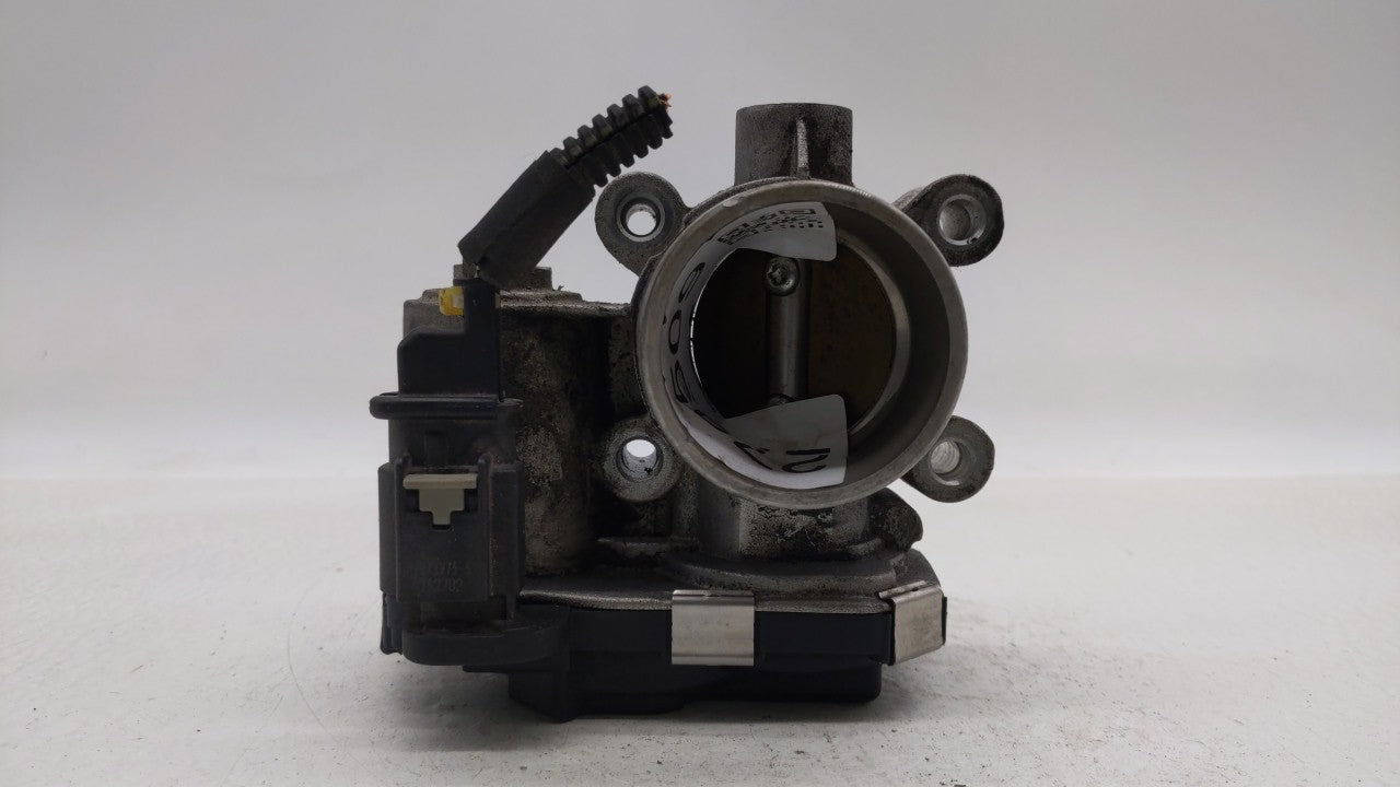 2018-2019 Chevrolet Equinox Throttle Body P/N:12659491BA 12671379AA Fits 2016 2017 2018 2019 OEM Used Auto Parts - Oemusedautoparts1.com