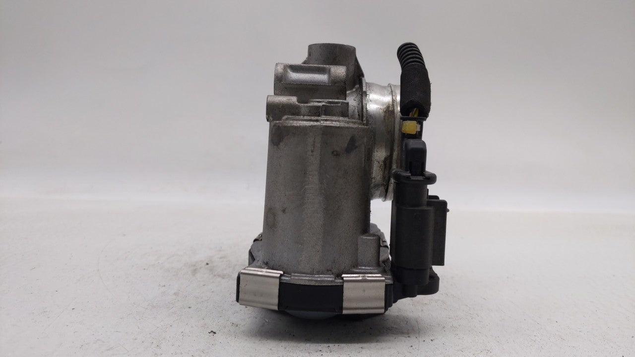 2018-2019 Chevrolet Equinox Throttle Body P/N:12659491BA 12671379AA Fits 2016 2017 2018 2019 OEM Used Auto Parts - Oemusedautoparts1.com