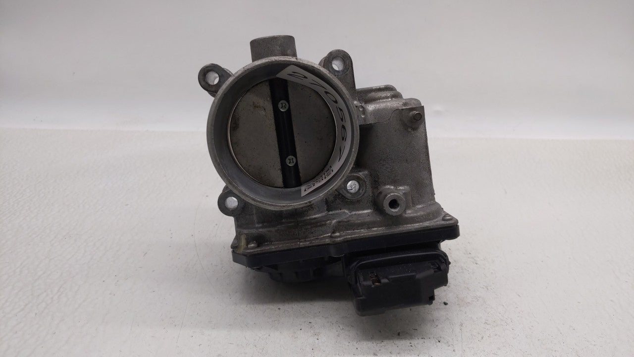 2014 Mazda Cx-5 Throttle Body P/N:PY01 13 640 A Fits OEM Used Auto Parts - Oemusedautoparts1.com