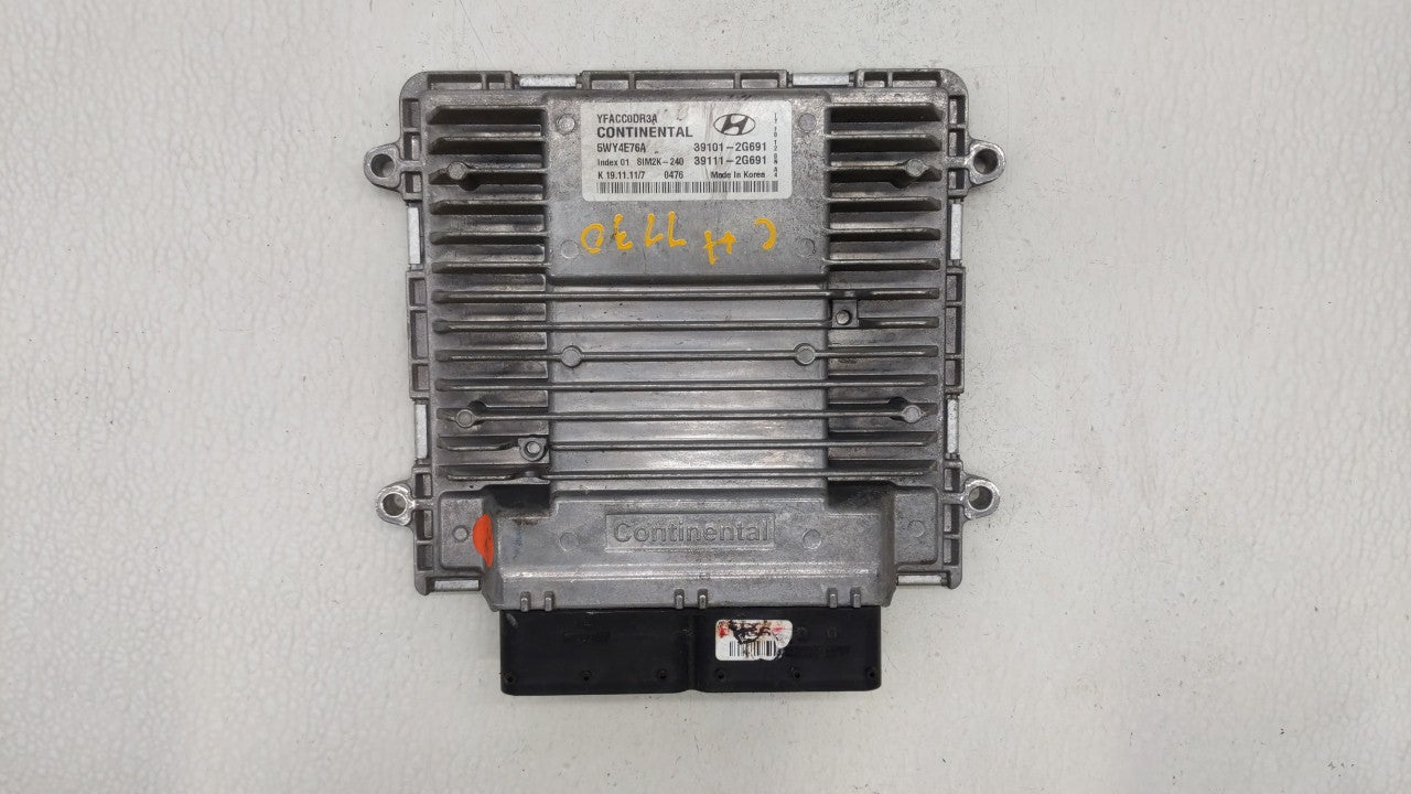 2011-2014 Hyundai Sonata PCM Engine Computer ECU ECM PCU OEM P/N:39101-2G692 39111-2G690 Fits 2011 2012 2013 2014 OEM Used Auto Parts - Oemusedautoparts1.com