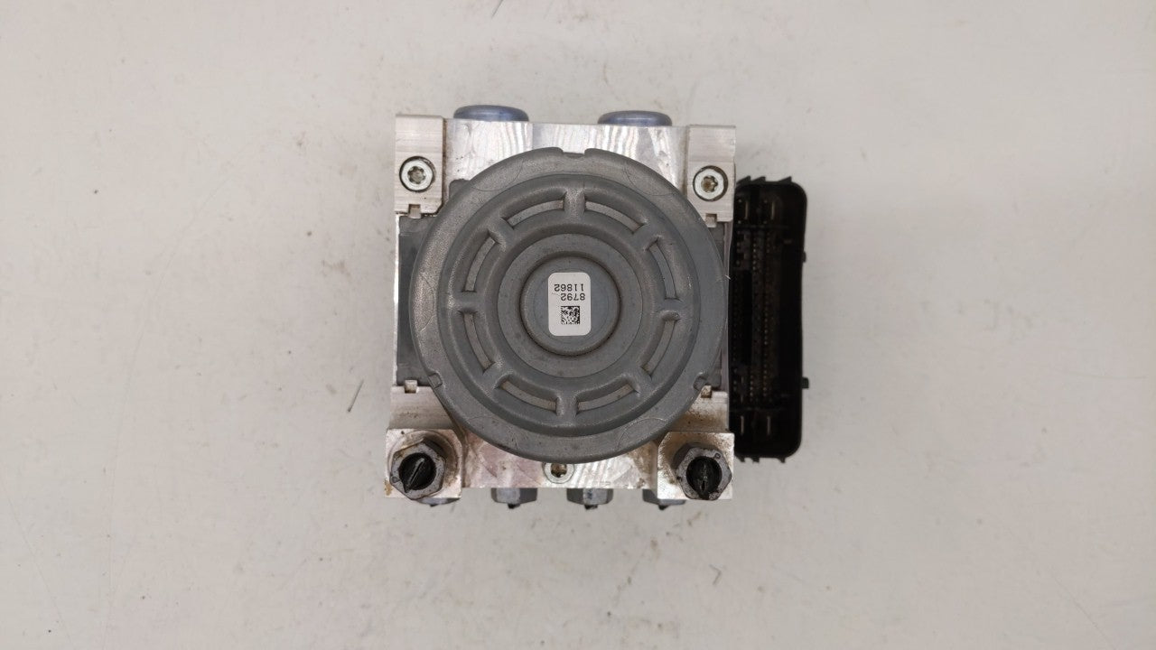 2017-2018 Ford Fusion ABS Pump Control Module Replacement P/N:HG9C-2B373-AH HG9C-2B373-CF Fits 2017 2018 OEM Used Auto Parts - Oemusedautoparts1.com