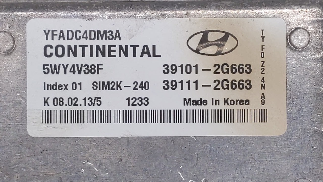 2011-2014 Hyundai Sonata PCM Engine Computer ECU ECM PCU OEM P/N:39101-2G673 39101-2G671 Fits 2011 2012 2013 2014 OEM Used Auto Parts - Oemusedautoparts1.com