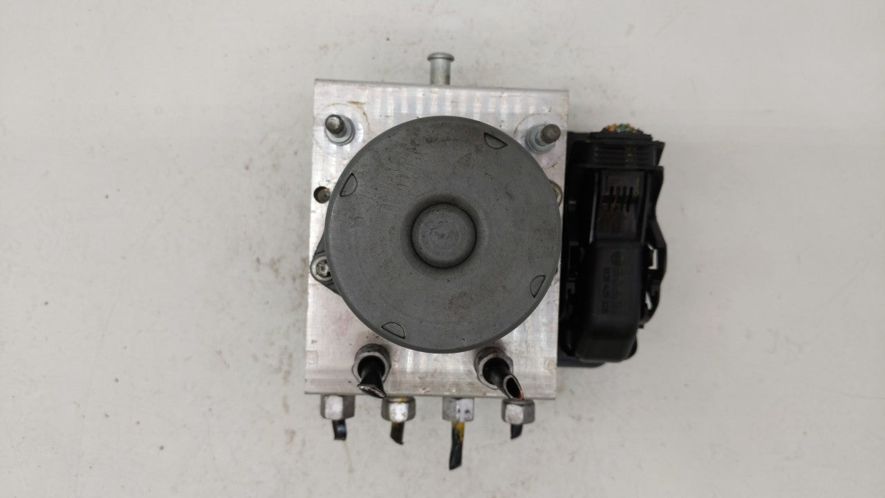 2015-2018 Dodge Grand Caravan ABS Pump Control Module Replacement P/N:P68183803AC 68183803AC Fits 2015 2016 2017 2018 OEM Used Auto Parts - Oemusedautoparts1.com