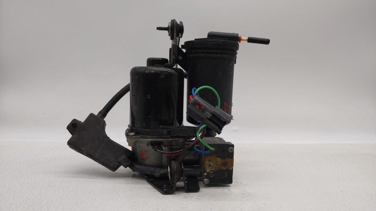 2009-2010 Toyota Corolla Abs Pump Control Module - Oemusedautoparts1.com