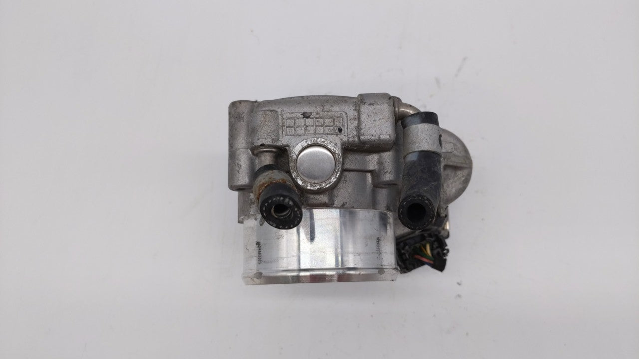 2015-2019 Hyundai Sonata Throttle Body P/N:35100-2G600 Fits 2015 2016 2017 2018 2019 OEM Used Auto Parts - Oemusedautoparts1.com