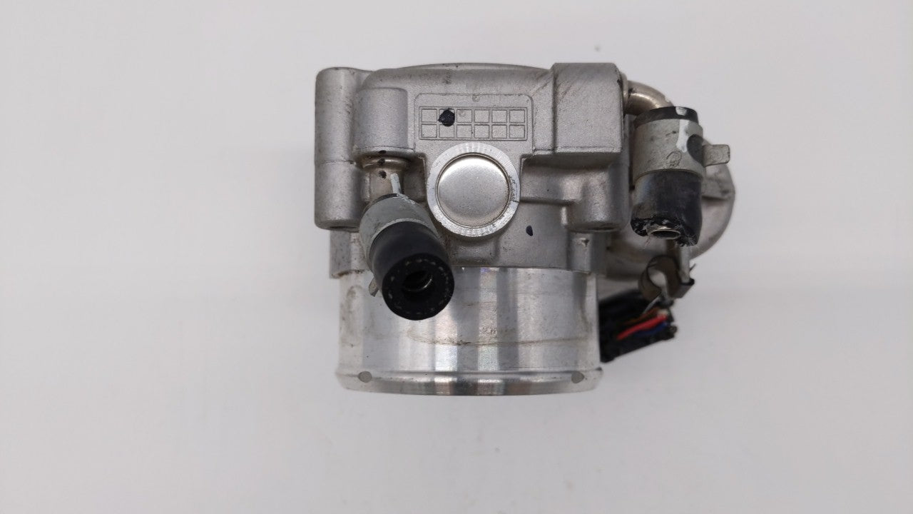 2015-2019 Hyundai Sonata Throttle Body P/N:35100-2G600 Fits 2015 2016 2017 2018 2019 OEM Used Auto Parts - Oemusedautoparts1.com