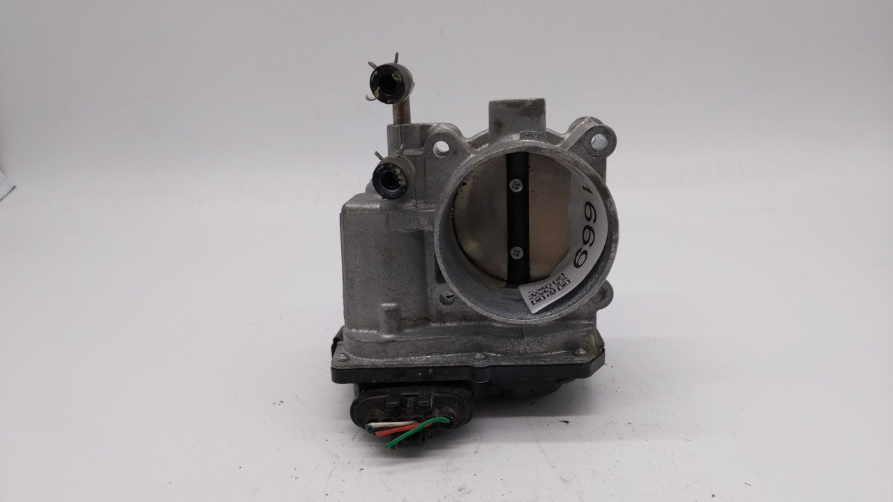 2014-2019 Nissan Rogue Throttle Body P/N:3TA60-01 C 3TA60-01 B Fits 2013 2014 2015 2016 2017 2018 2019 OEM Used Auto Parts - Oemusedautoparts1.com