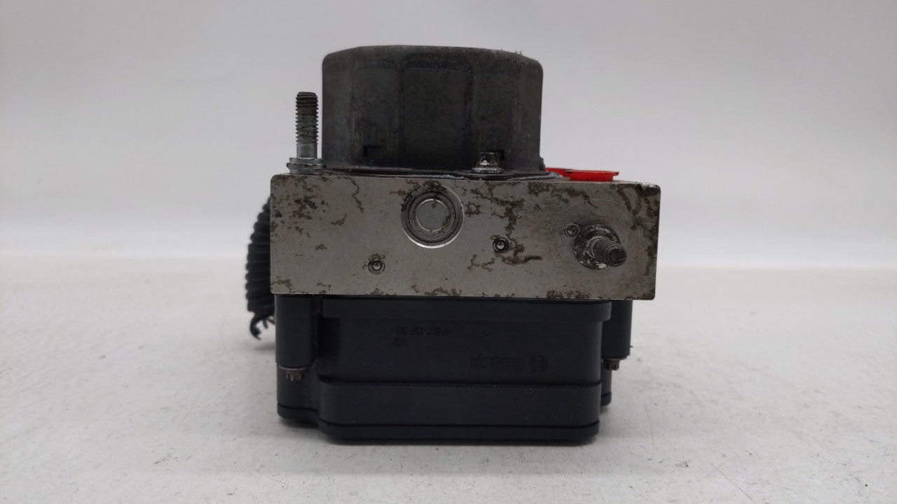 2015-2019 Nissan Versa ABS Pump Control Module Replacement P/N:47660 9KS0A 47660 9KL0A Fits 2015 2016 2017 2018 2019 OEM Used Auto Parts - Oemusedautoparts1.com