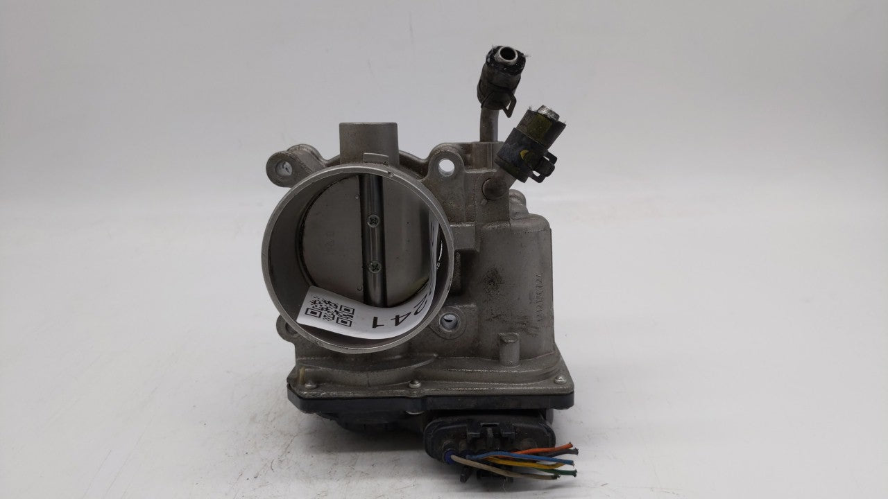 2011-2018 Hyundai Elantra Throttle Body P/N:35100-2E000 Fits 2011 2012 2013 2014 2015 2016 2017 2018 2019 OEM Used Auto Parts - Oemusedautoparts1.com