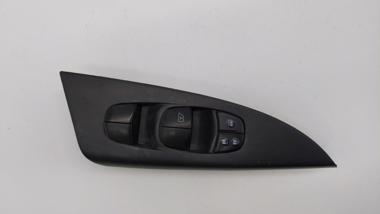 2015 Nissan Sentra Master Power Window Switch Replacement Driver Side Left P/N:25401-3SH1A Fits 2013 2014 2016 2017 2018 2019 OEM Used Auto Parts - Oemusedautoparts1.com