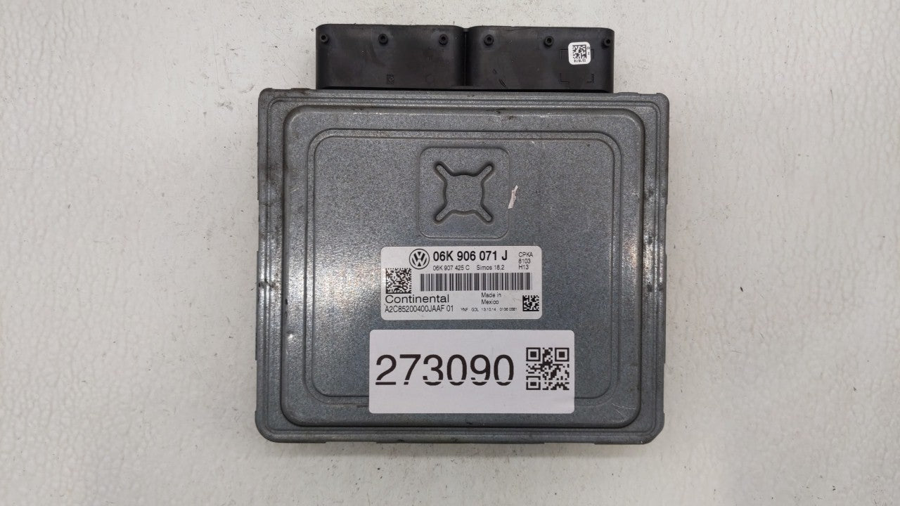 2015 Volkswagen Passat PCM Engine Computer ECU ECM PCU OEM P/N:06K 906 071 J 06K 907 425 C Fits OEM Used Auto Parts - Oemusedautoparts1.com