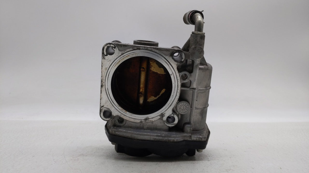 2011-2015 Nissan Rogue Throttle Body P/N:526-01 K 4Y11 Fits 2011 2012 2013 2014 2015 OEM Used Auto Parts - Oemusedautoparts1.com