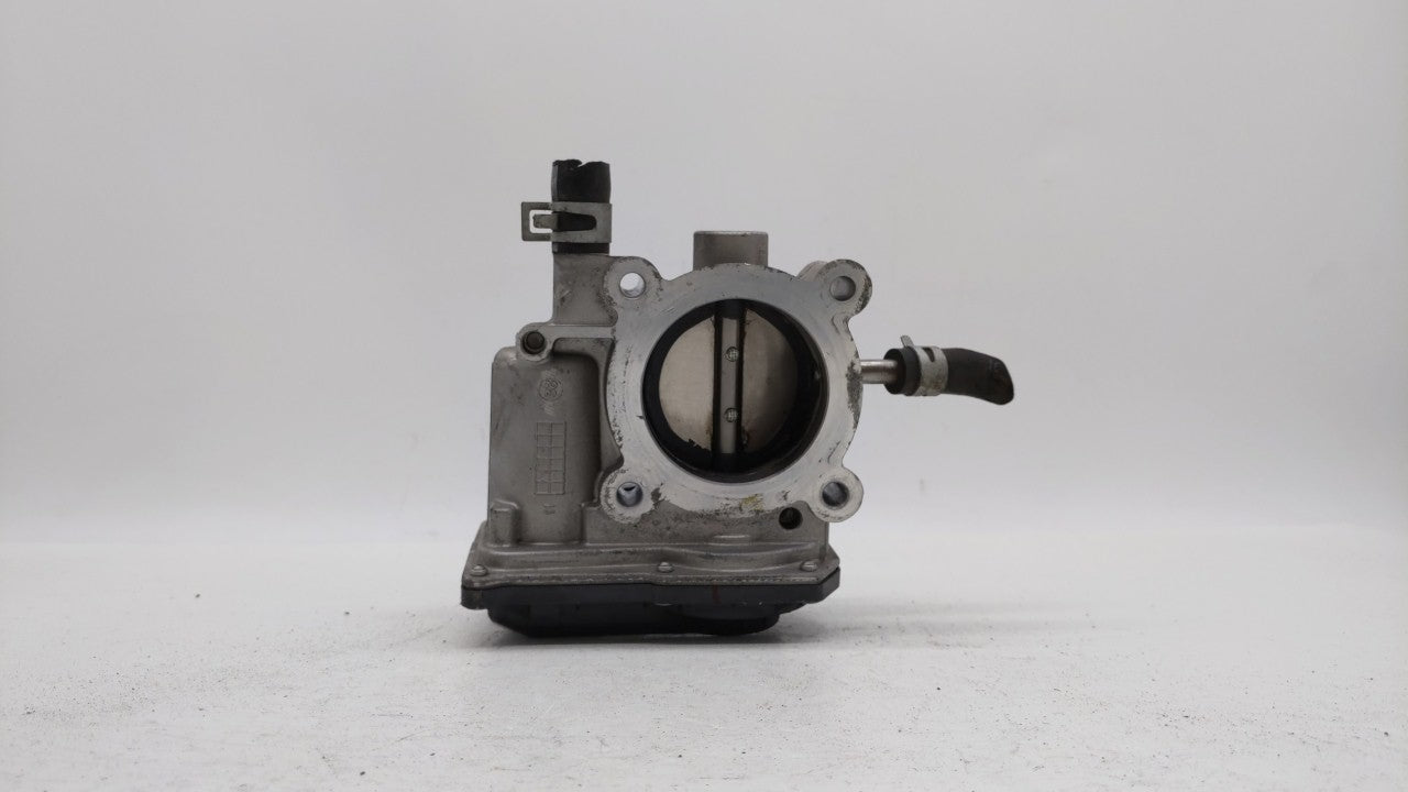 2012-2019 Kia Soul Throttle Body P/N:5302-1S02 35100-2B300 Fits 2012 2013 2014 2015 2016 2017 2018 2019 OEM Used Auto Parts - Oemusedautoparts1.com