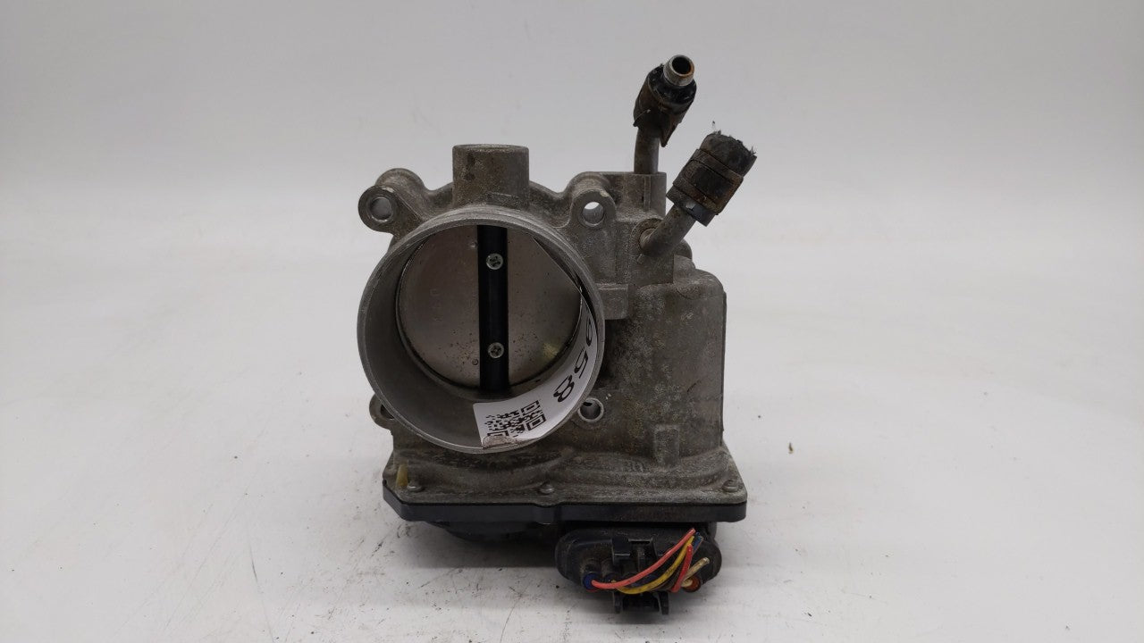 2011-2018 Hyundai Elantra Throttle Body P/N:35100-2E000 Fits 2011 2012 2013 2014 2015 2016 2017 2018 2019 OEM Used Auto Parts - Oemusedautoparts1.com