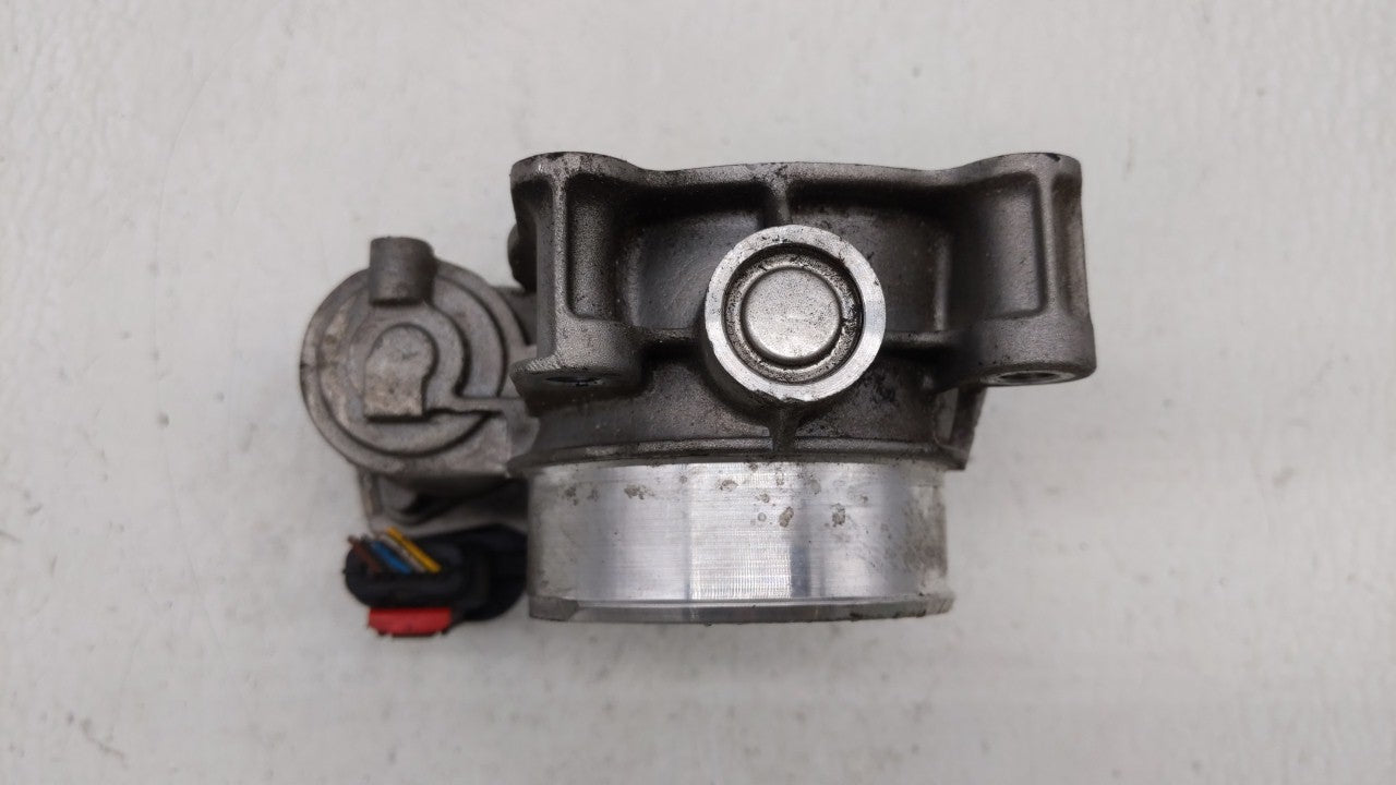 2013-2015 Chevrolet Malibu Throttle Body P/N:12627217DA 12669073DA Fits 2013 2014 2015 2017 2018 OEM Used Auto Parts - Oemusedautoparts1.com