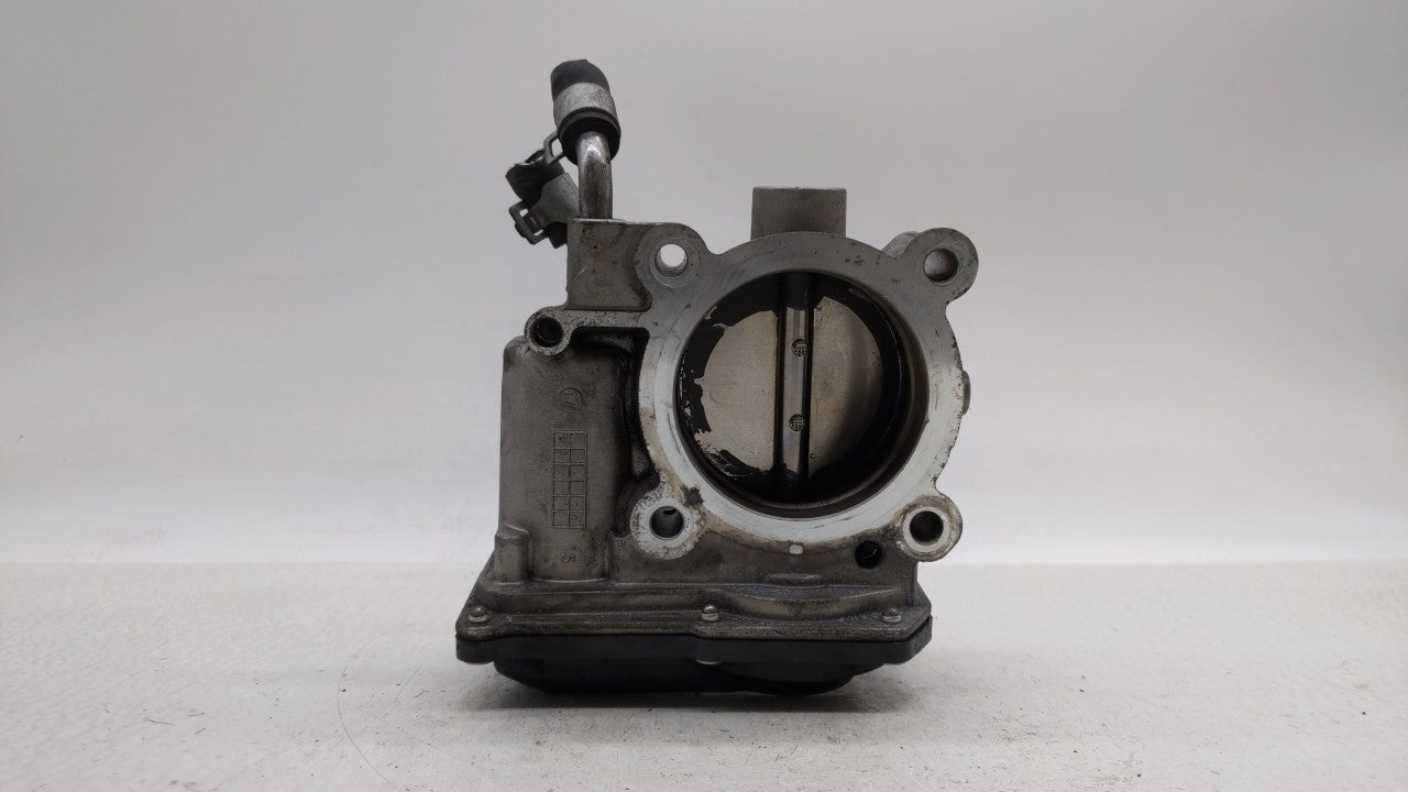 2011-2018 Hyundai Elantra Throttle Body P/N:35100-2E000 Fits 2011 2012 2013 2014 2015 2016 2017 2018 2019 OEM Used Auto Parts - Oemusedautoparts1.com