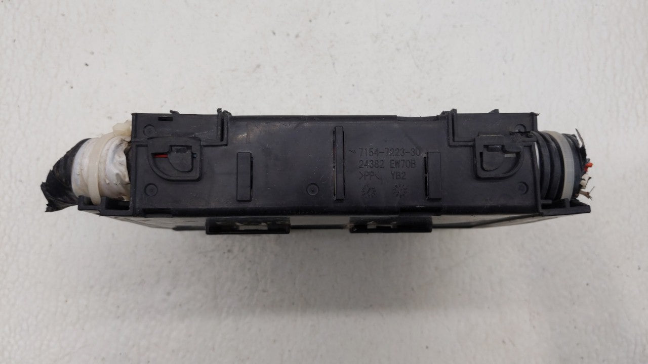 2009-2014 Nissan Cube Fusebox Fuse Box Panel Relay Module P/N:7154-7223-30 7154-7223-30 Fits 2009 2010 2011 2012 2013 2014 OEM Used Auto Parts - Oemusedautoparts1.com