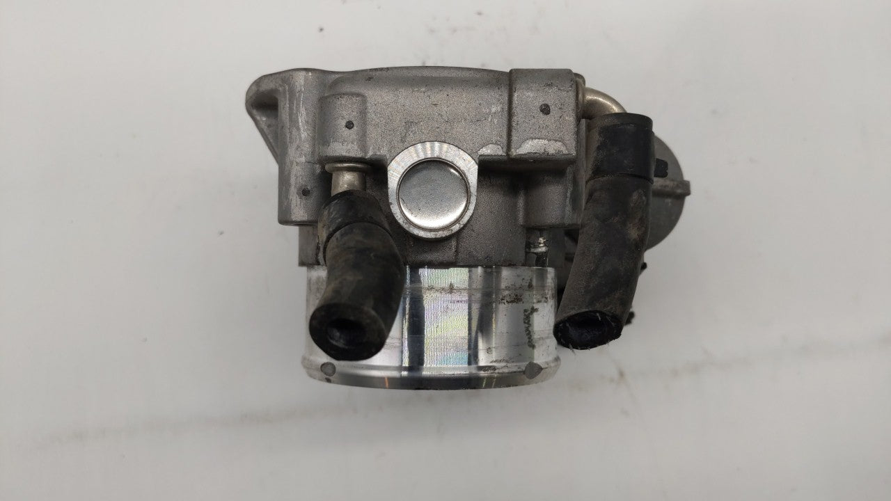 2011-2015 Kia Optima Throttle Body P/N:35100-2G700 Fits 2011 2012 2013 2014 2015 2016 OEM Used Auto Parts - Oemusedautoparts1.com