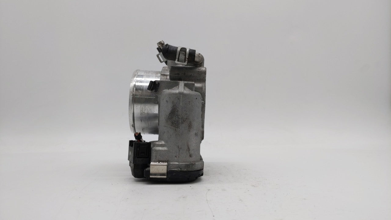 2017-2019 Kia Sportage Throttle Body P/N:35100-2G600 Fits 2015 2016 2017 2018 2019 OEM Used Auto Parts - Oemusedautoparts1.com