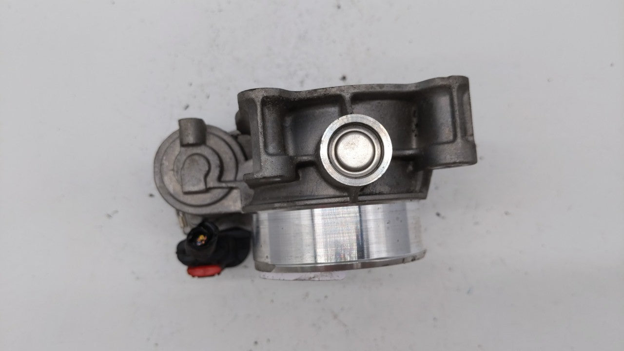 2014-2015 Chevrolet Impala Throttle Body P/N:12627217DA 12669073DA Fits 2013 2014 2015 2017 2018 OEM Used Auto Parts - Oemusedautoparts1.com