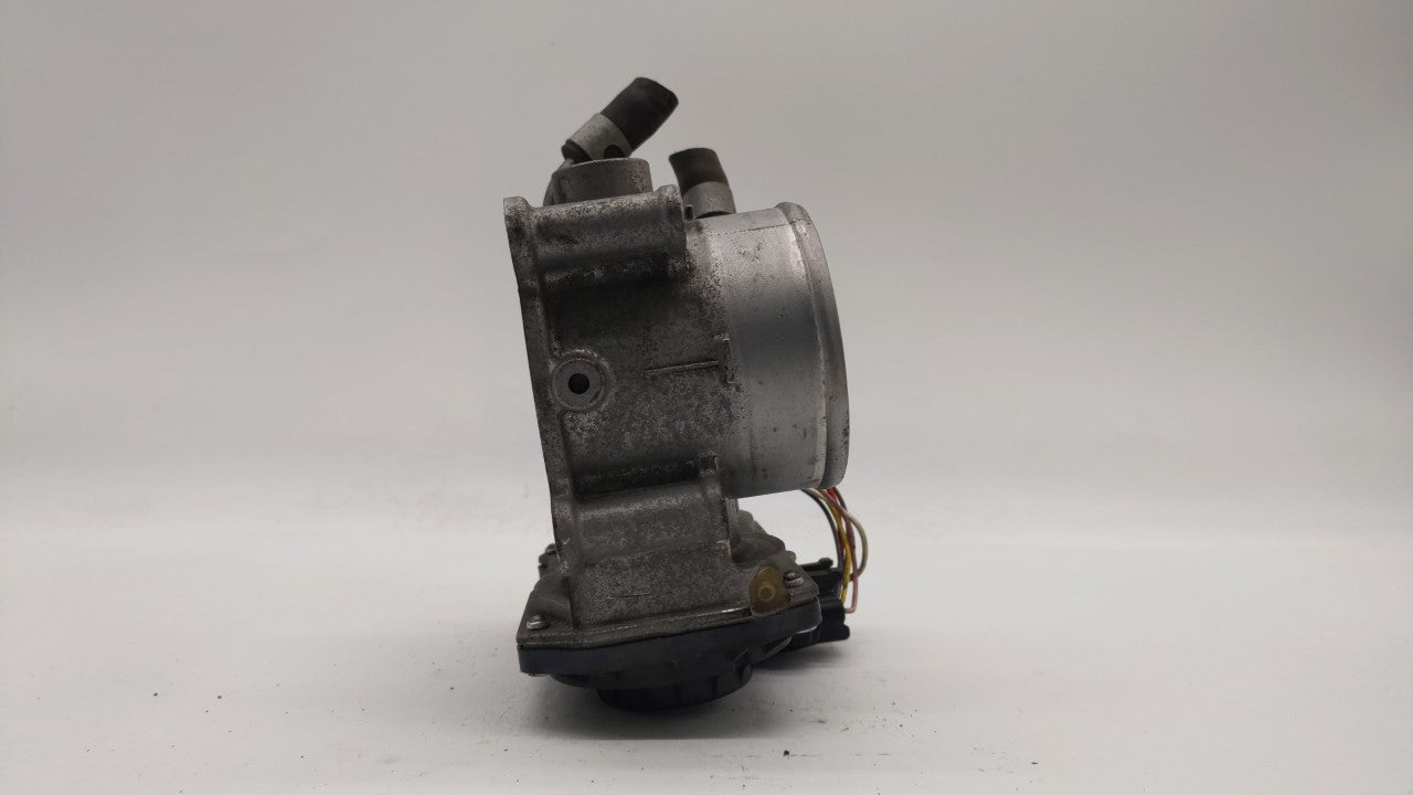 2011-2018 Hyundai Elantra Throttle Body P/N:35100-2E000 Fits 2011 2012 2013 2014 2015 2016 2017 2018 2019 OEM Used Auto Parts - Oemusedautoparts1.com