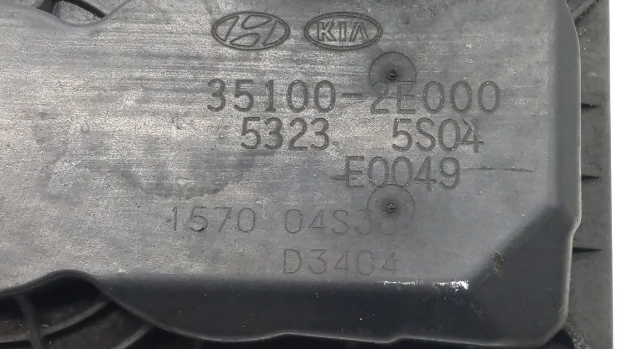 2011-2018 Hyundai Elantra Throttle Body P/N:35100-2E000 Fits 2011 2012 2013 2014 2015 2016 2017 2018 2019 OEM Used Auto Parts - Oemusedautoparts1.com