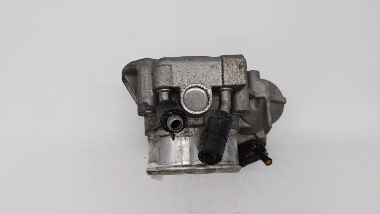 2011-2015 Kia Optima Throttle Body P/N:35100-2G710 Fits 2011 2012 2013 2014 2015 2016 OEM Used Auto Parts - Oemusedautoparts1.com